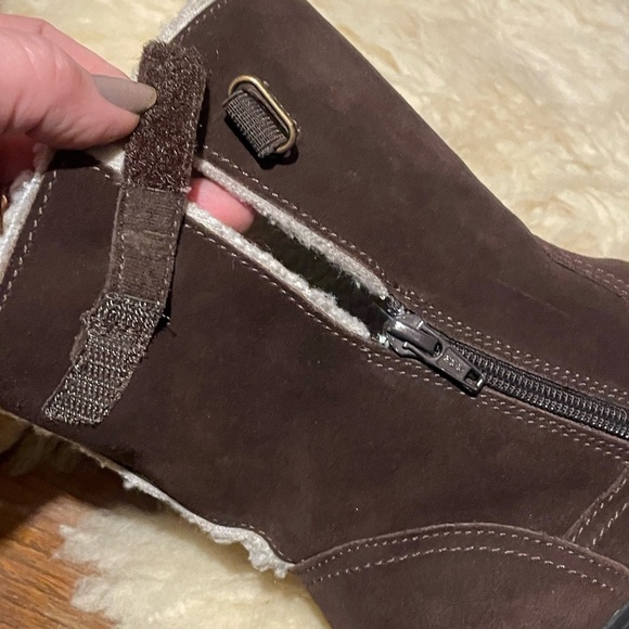 Clarks suede boots - Picture 7 of 14